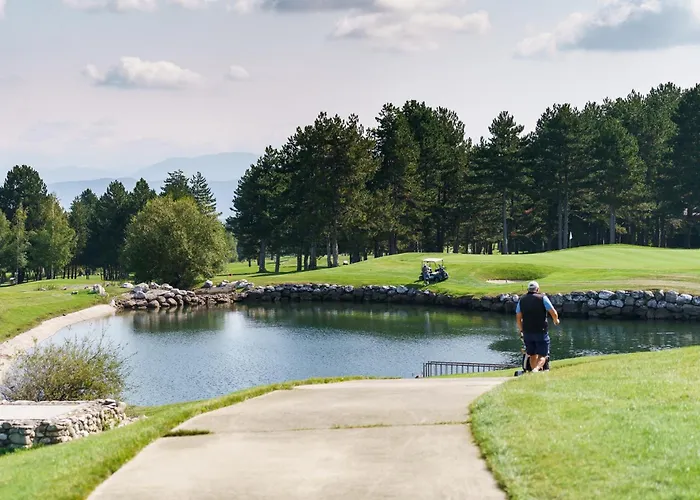 Pirin Golf Mountain View Retreat Apartament